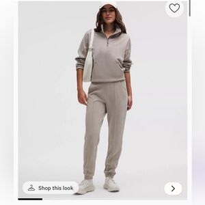 Lululemon Softstreme Classic-Fit High-Rise Jogger, XS, color warm ash grey